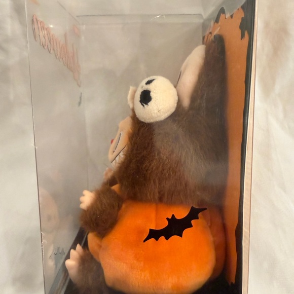 Pop Mart pumpkin Labubu plush pendant - Picture 3 of 5